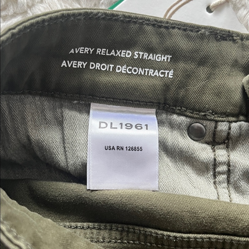 DL1961 Avery Relaxed Straight Dark Green Casual Pants - Picture 9 of 9